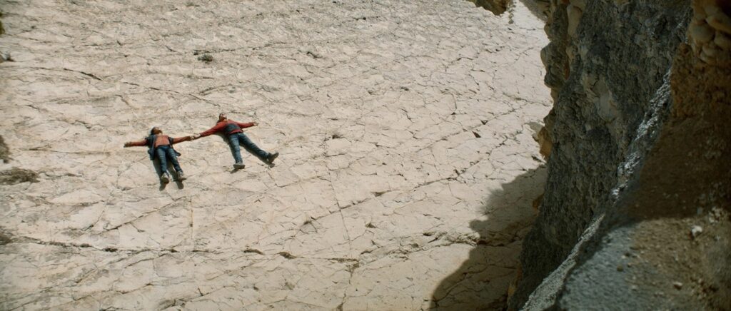 © Les enfants rouges (2024)